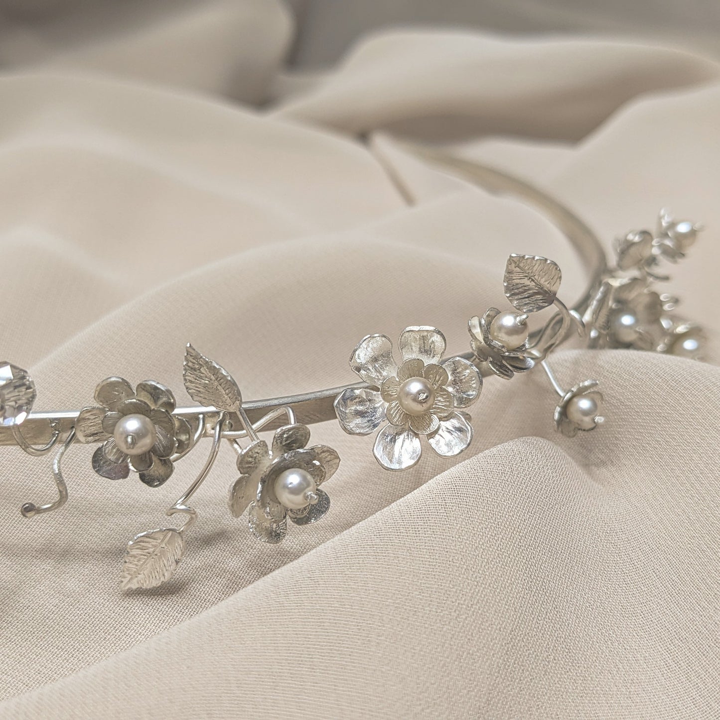 Bridal Headband 'Enchanted'